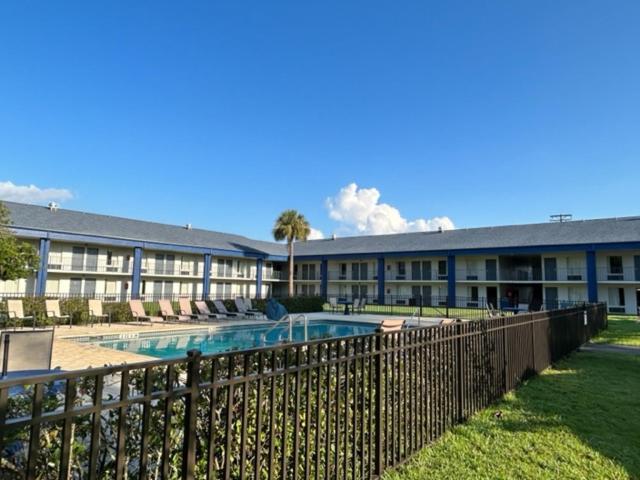 Days Inn By Wyndham Crystal River Exterior foto